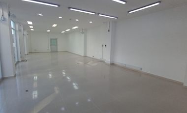 local en arriendo en el centro. Cod A124352