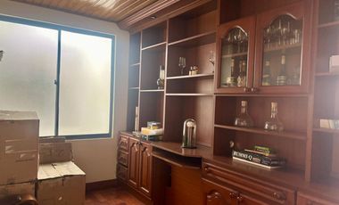 apartamento en arriendo en santa paula-usaquén. Cod A52018