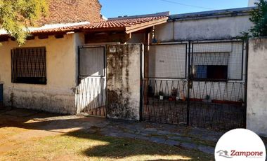 Venta Casa 4 Ambientes a Reciclar Jardin Chilavert
