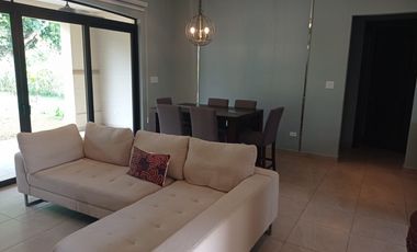 ALQUILO / VENDO CASA AMOBLADA  EN BOQUETE