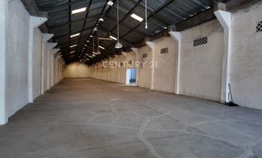 Gudang Luas Bangunan 1800 M Akses Mudah Di RR Selatan