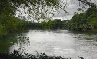 TRADITIONAL TEAK HOUSE ON 24 METERS OF RIVERFRONT CLOSE TO DOWNTOWN KANCHANABURI!!!
