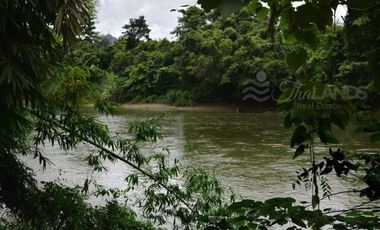 TRADITIONAL TEAK HOUSE ON 24 METERS OF RIVERFRONT CLOSE TO DOWNTOWN KANCHANABURI!!!
