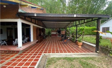 VENTA CASA CAMPESTRE VIA CAICEDONIA