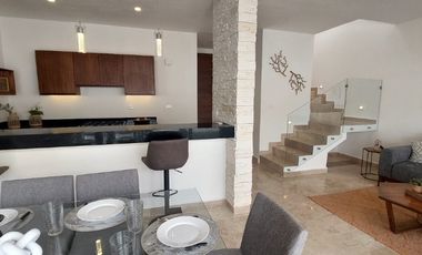 CASA EN VENTA EN CANCUN, RESIDENCIAL ARBOLADA