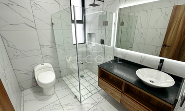 CASA EN VENTA EN 