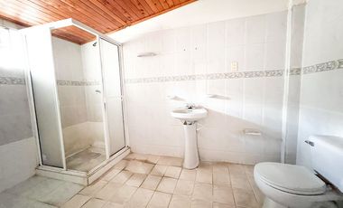 VENTA CASA VILLAS DE NAVARRA, PIEDECUESTA. Cod V6132