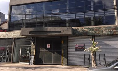IMPERDIBLE!!! LOCAL A ESTRENAR FRENTE AL CLUB ARGENTINO DE CASTELAR.