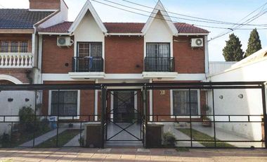 Duplex en venta en Banfield Oeste