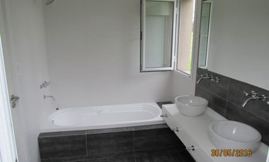 casa· 4 ambientes · Rumencó