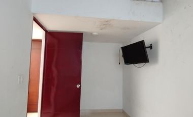 casa en venta en c.c yerbabuena. Cod V2482