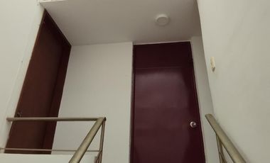 casa en venta en c.c yerbabuena. Cod V2482