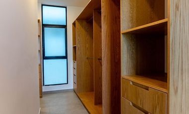 Casa en Venta en Jardin Real dentro de coto (Recorrido Virtual).