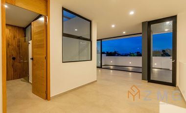 Casa en Venta en Jardin Real dentro de coto (Recorrido Virtual).