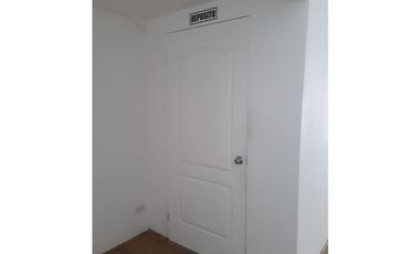 Hermoso local en obarrio listo para operar en plaza comercial (AA)