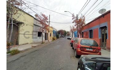 VENTA CASA PARA INVERSION - METRO ÑUBLE