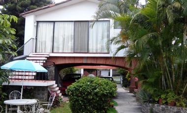Casa en venta en Lomas de Cuernavaca, Temixco, Morelos  Casas y bienes raíces en venta al sur de Cuernavaca, Morelos