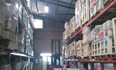 Venta de Bodega en Calle 3 Zona Industrial