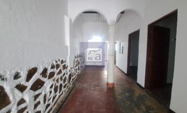 COD. 5751 - SE ARRIENDA CASA - BARRIO:  LAS VILLAS