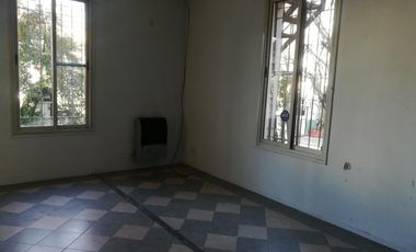 DEPTO 2 AMB CON COCHERA EN PLANTA BAJA , COMPLEJO CON PISICINA TIGRE MAIPU 313