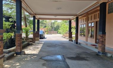 RUMAH MEWAH BAK ISTANA HANYA 15 MENIT KE BANDARA YIA
