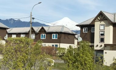 VENTA CASA EN CONDOMINIO 3D 3B EN CENTRO DE PUCÓN