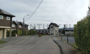 VENTA CASA EN CONDOMINIO 3D 3B EN CENTRO DE PUCÓN