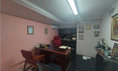 ALQUILER DE OFICINA PRIMER NIVEL 111 MTS EN VISTA HERMOSA