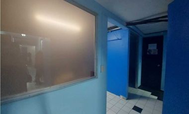 ALQUILER DE OFICINA PRIMER NIVEL 111 MTS EN VISTA HERMOSA