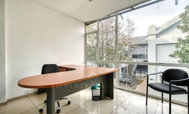 Espectacular Edificio Corporativo (0,21UF/mt2)