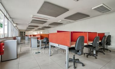 Espectacular Edificio Corporativo (0,21UF/mt2)