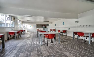 Espectacular Edificio Corporativo (0,21UF/mt2)