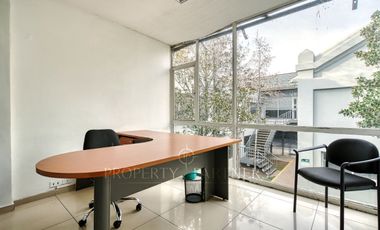 Espectacular Edificio Corporativo (0,21UF/mt2)
