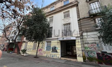 Hermoso Edificio Comercial calle Huerfanos OFERTAS