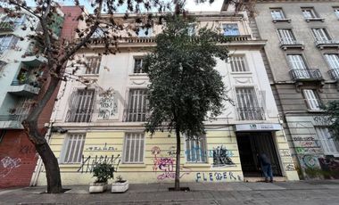 Hermoso Edificio Comercial calle Huerfanos OFERTAS