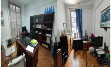 Hermoso Edificio Comercial calle Huerfanos OFERTAS