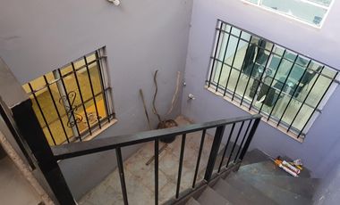 LANUS OESTE - HIPOLITO YRIGOYEN 4800