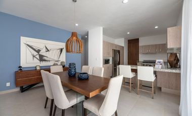 Casa en residencial privado con casa  club, área para niños, alberca con carril