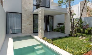 Casa en residencial privado con casa  club, área para niños, alberca con carril