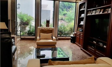 SE VENDE TERRENO EN SAN FRANCISCO CON DOS CASAS