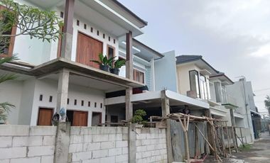 DIJUAL CEPAT SISA 2 UNIT SAJA RUMAH MEWAH HARGA MURAH 3 MENIT KE BANDARA