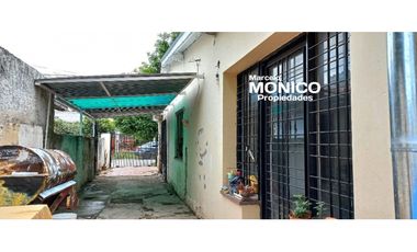 venta casa 3 amb con pileta  paso del rey