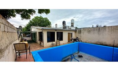 venta casa 3 amb con pileta  paso del rey