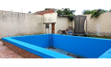 venta casa 3 amb con pileta  paso del rey