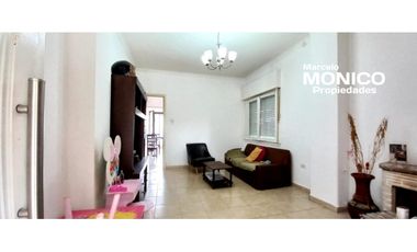 venta casa 3 amb con pileta  paso del rey