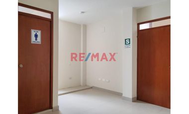 Excelente propiedad frente a la Panamericana Norte, en una zona con un gran potencial de crecimiento. Este local comercial es ideal para emprendedores