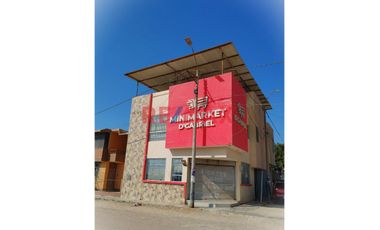 Excelente propiedad frente a la Panamericana Norte, en una zona con un gran potencial de crecimiento. Este local comercial es ideal para emprendedores