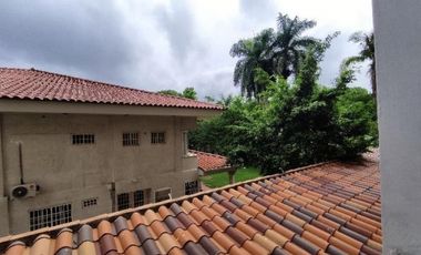 SE VENDE APTO EN PH AMADOR HEIGHTS