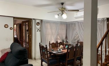 Casa en venta en Quilmes Oeste Centro