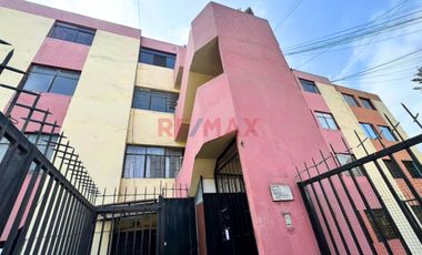 Venta De Departamento A Un Paso De La Paya Artificial Del Parque Wiracocha Y Cerca De Mall Aventura Urb Los Jardines Sjl